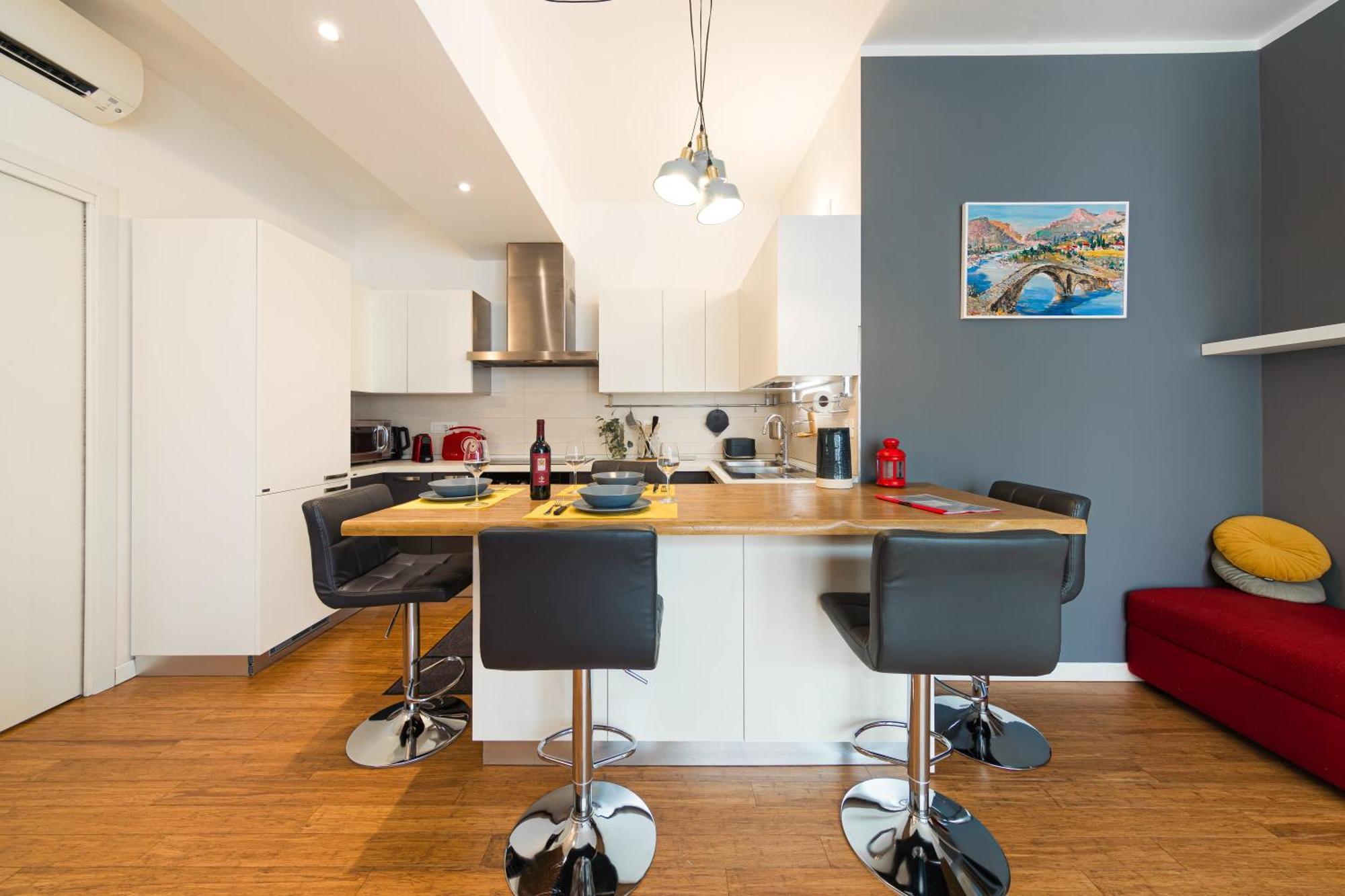 Nettuno Apartment - Private Garden In Bologna Center Экстерьер фото