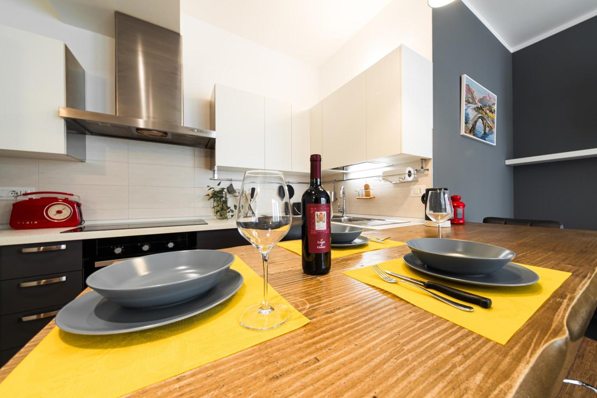 Nettuno Apartment - Private Garden In Bologna Center Экстерьер фото